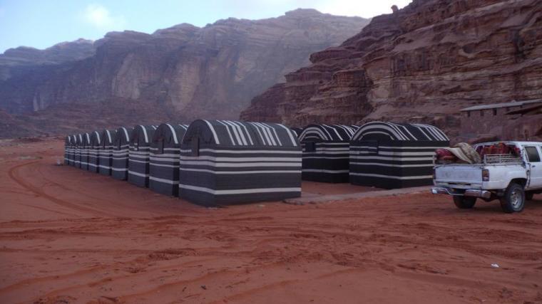Wadi Rum Light Camp מראה חיצוני תמונה