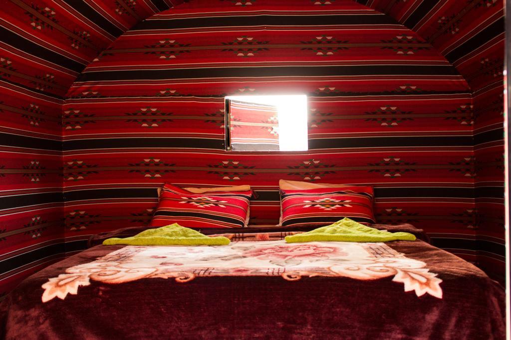 Wadi Rum Light Camp מראה חיצוני תמונה